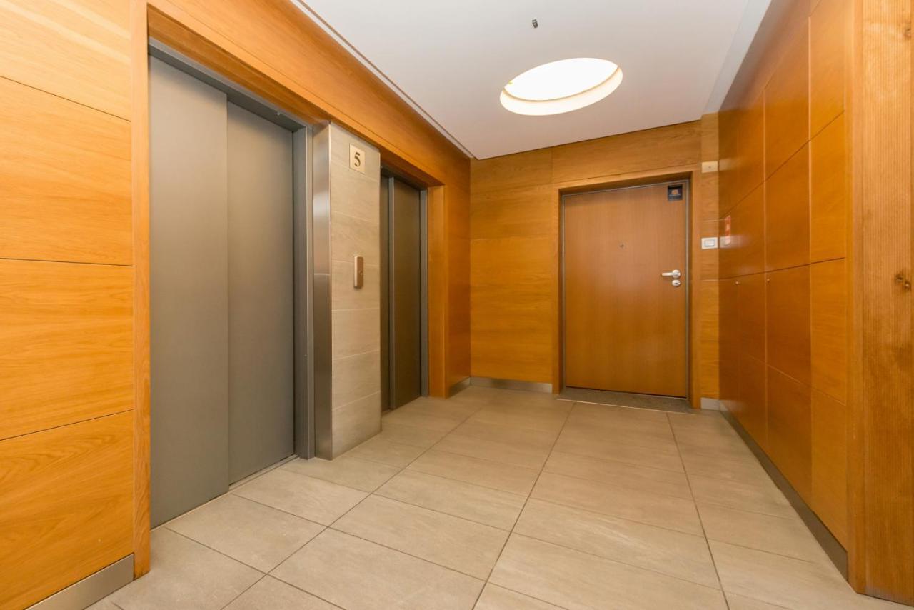 Gdanski Business Center Apartments Варшава Экстерьер фото